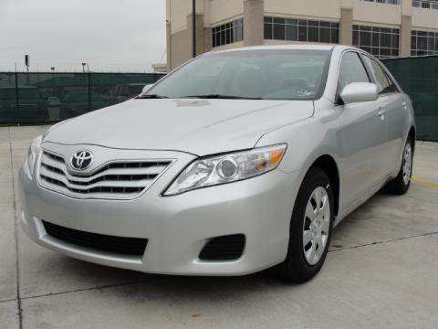 2011 Toyota Camry for sale at Luxury Auto Finder in Batavia IL