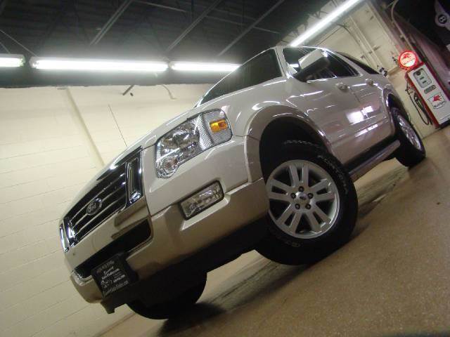 2010 Ford Explorer for sale at Luxury Auto Finder in Batavia IL