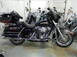 2005 Harley-Davidson ELECTRA GLIDE CLASSIC for sale at Luxury Auto Finder in Batavia IL