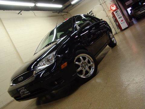 2007 Ford Focus for sale at Luxury Auto Finder in Batavia IL