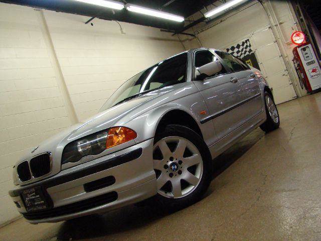 2001 BMW 3 Series for sale at Luxury Auto Finder in Batavia IL