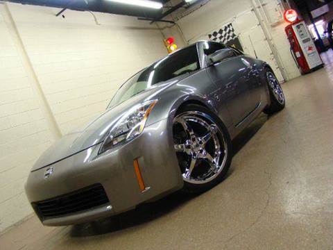 2003 Nissan 350Z for sale at Luxury Auto Finder in Batavia IL