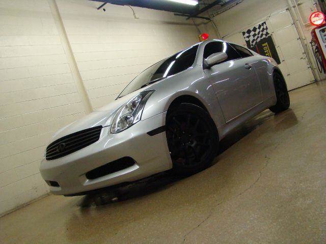 2007 Infiniti G35 for sale at Luxury Auto Finder in Batavia IL