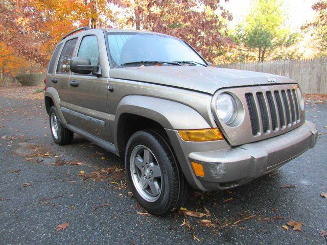 2005 Jeep Liberty for sale at Auto Outlet Of Vineland in Vineland NJ