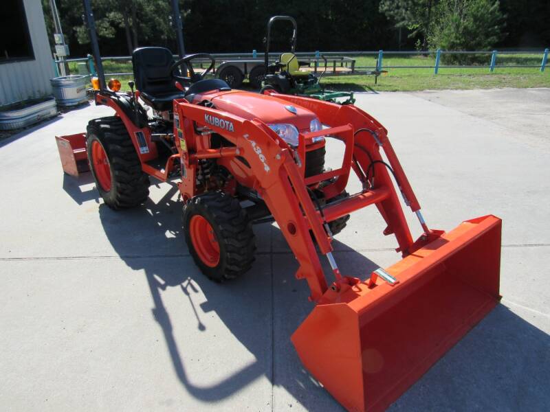 2015 Kubota B2620HSD