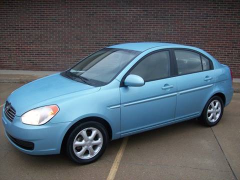 2008 Hyundai Accent for sale at Cliff Bland & Sons Used Cars in El Dorado Springs MO