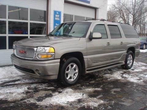 2002 GMC Yukon XL for sale at JPH Auto Sales in Eastlake OH