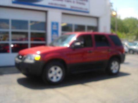 2005 Ford Escape for sale at JPH Auto Sales in Eastlake OH