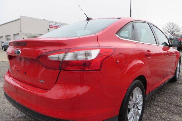 2012 Ford Focus SEL (image 4)