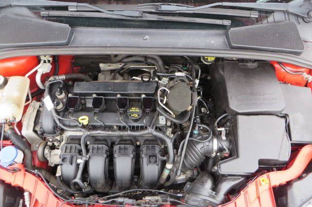 2012 Ford Focus SEL (image 10)