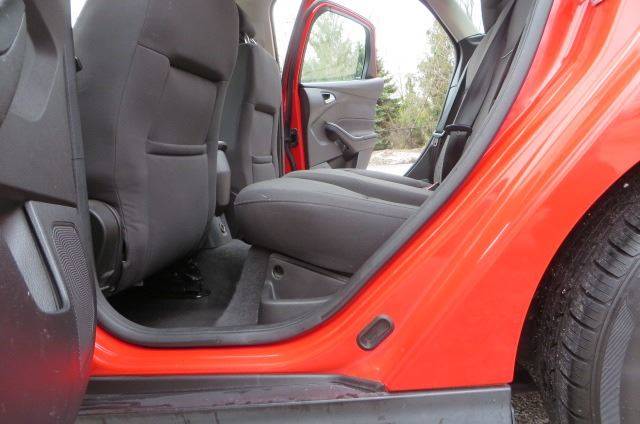 2012 Ford Focus SEL (image 14)