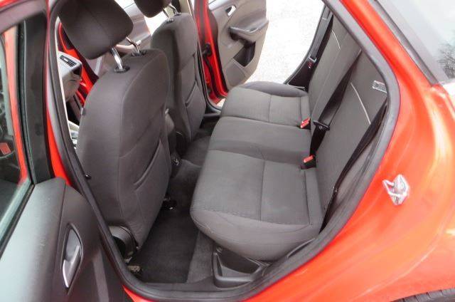 2012 Ford Focus SEL (image 15)