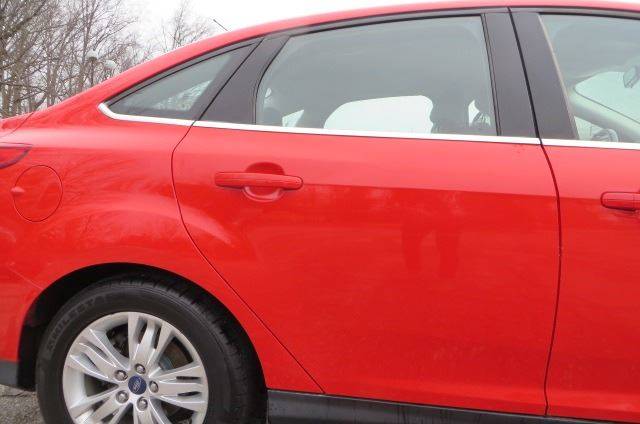 2012 Ford Focus SEL (image 28)