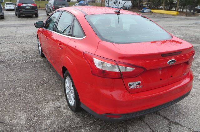 2012 Ford Focus SEL (image 33)