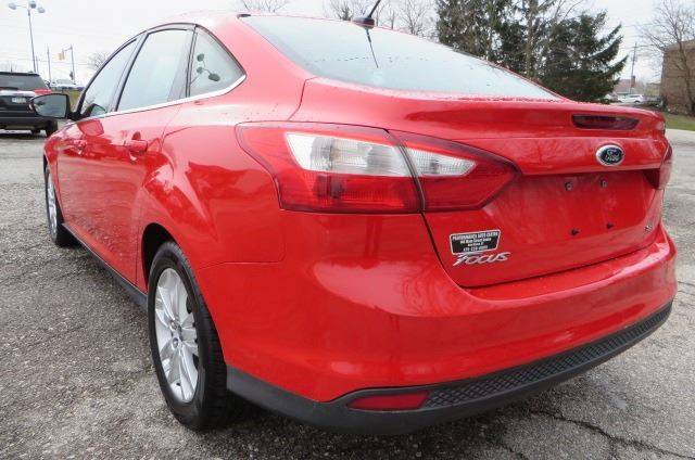 2012 Ford Focus SEL (image 34)