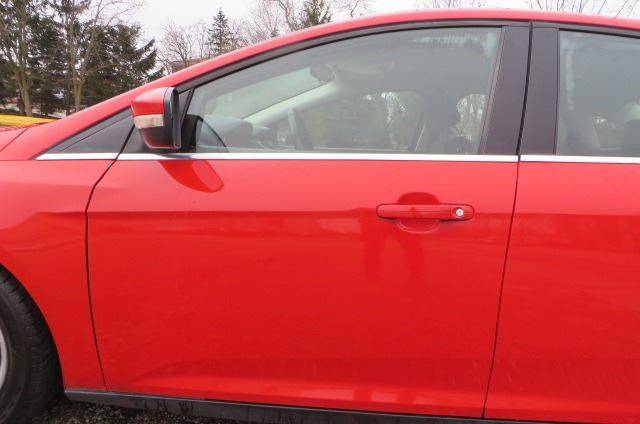 2012 Ford Focus SEL (image 37)