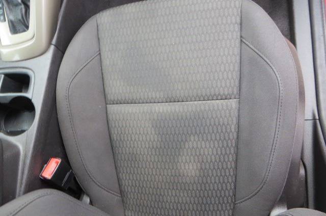 2012 Ford Focus SEL (image 48)