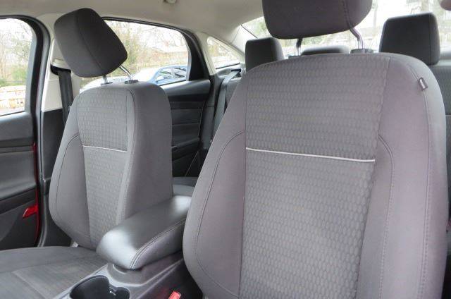 2012 Ford Focus SEL (image 51)