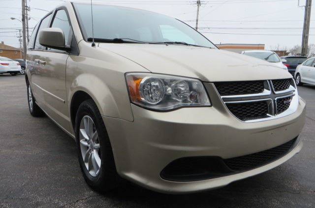2014 Dodge Grand Caravan SXT (image 2)
