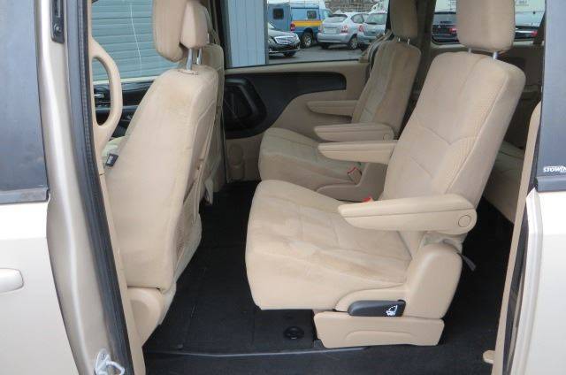 2014 Dodge Grand Caravan SXT (image 13)