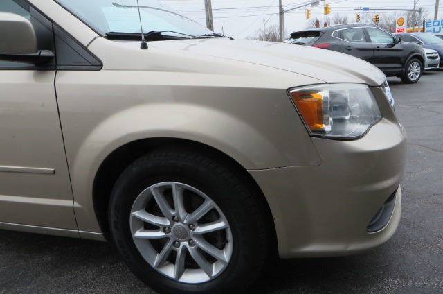 2014 Dodge Grand Caravan SXT (image 23)