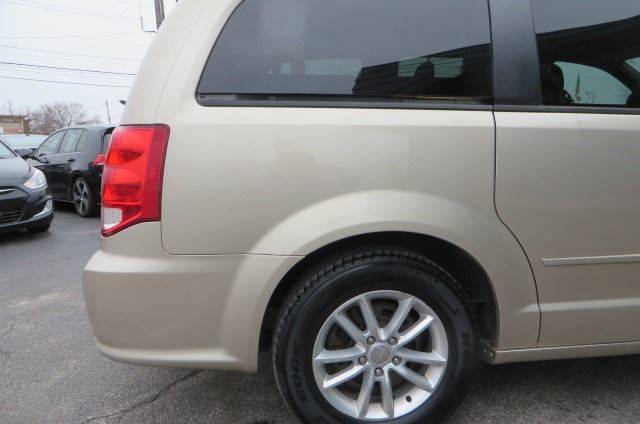 2014 Dodge Grand Caravan SXT (image 26)