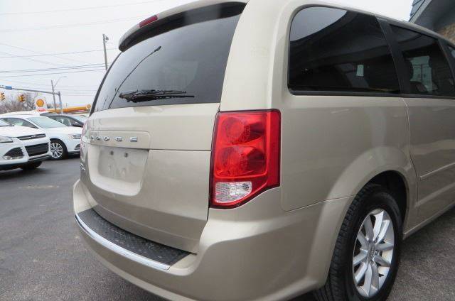 2014 Dodge Grand Caravan SXT (image 27)