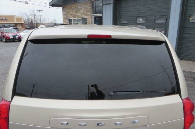 2014 Dodge Grand Caravan SXT (image 29)
