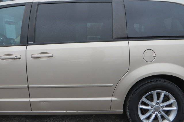 2014 Dodge Grand Caravan SXT (image 33)