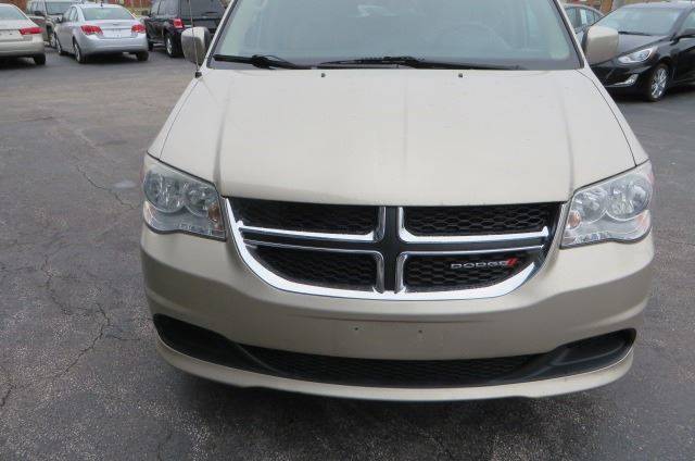 2014 Dodge Grand Caravan SXT (image 37)