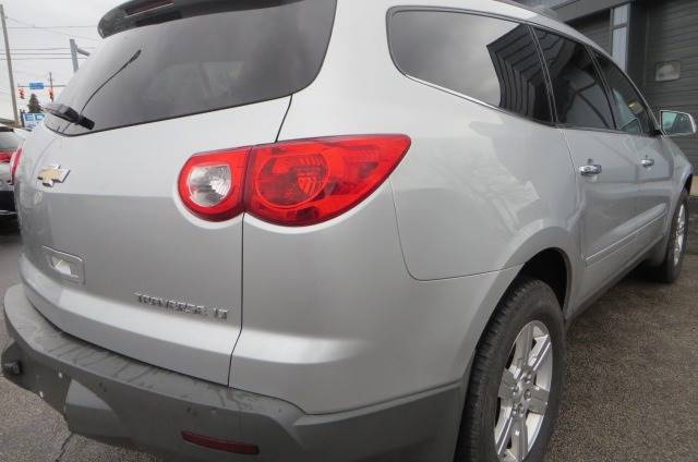 2012 Chevrolet Traverse LT (image 32)