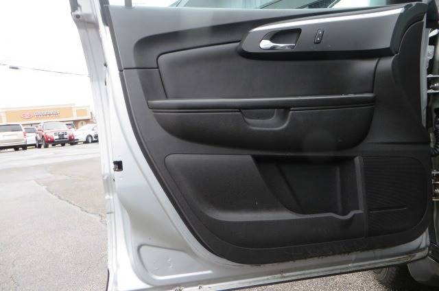 2012 Chevrolet Traverse LT (image 40)