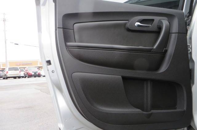 2012 Chevrolet Traverse LT (image 41)