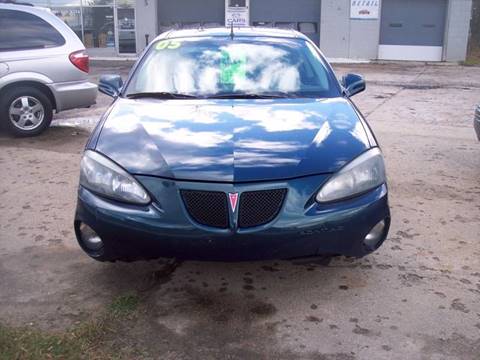 2005 Pontiac Grand Prix for sale at Shaw Motor Sales in Kalkaska MI