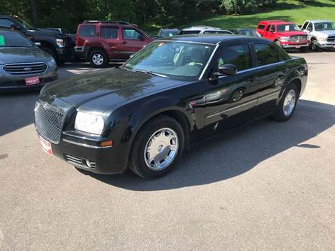 2005 Chrysler 300 for sale at Oldie but Goodie Auto Sales in Milton VT