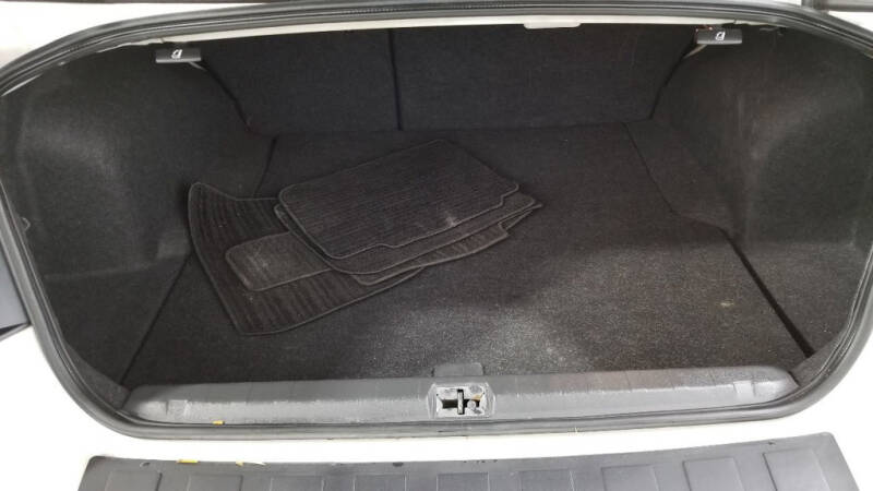 2013 Subaru Legacy 2.5i Limited (image 38)