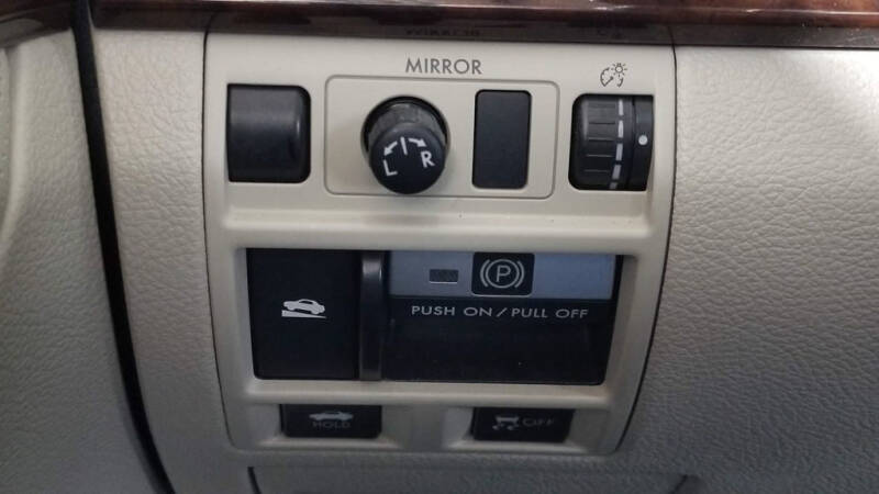 2013 Subaru Legacy 2.5i Limited (image 18)