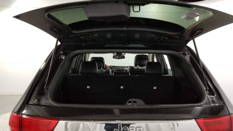 2012 Jeep Grand Cherokee (image 39)