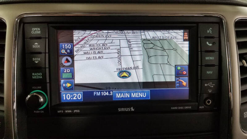 2012 Jeep Grand Cherokee (image 17)