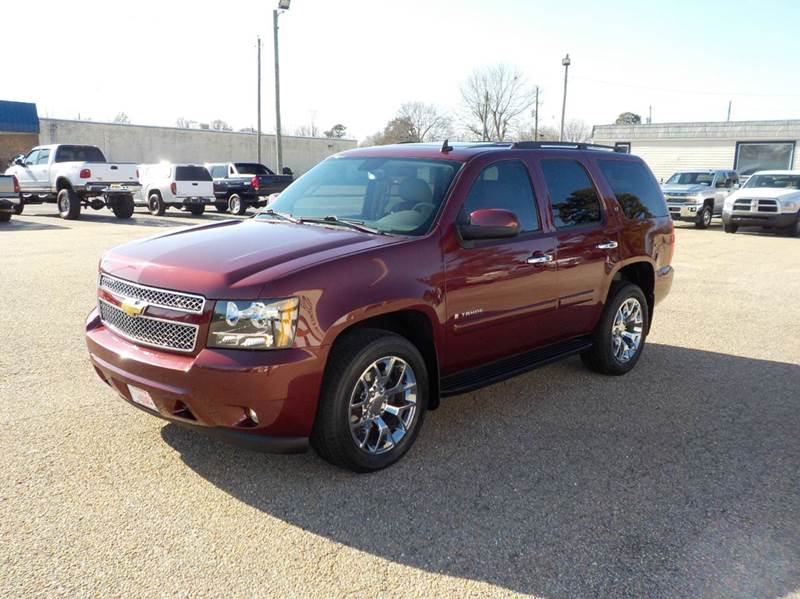 2008 Chevrolet Tahoe for sale at Young's Motor Company Inc. in Benson NC