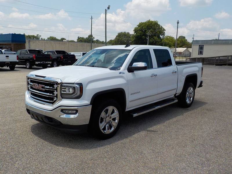 2018 GMC Sierra 1500 for sale at Young's Motor Company Inc. in Benson NC