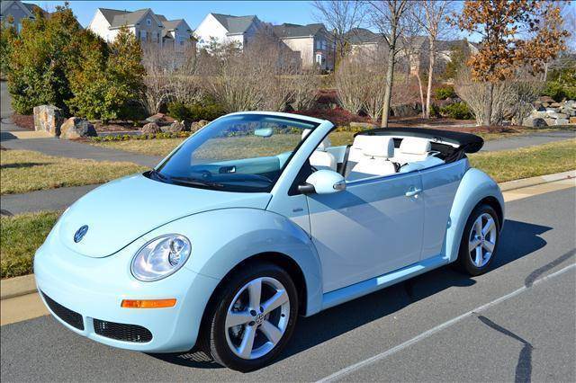 2010 Volkswagen New Beetle for sale at Blue Line Motors in Winchester VA