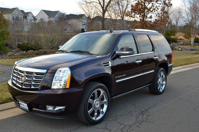 2009 Cadillac Escalade for sale at Blue Line Motors in Winchester VA
