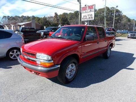 2001 Chevrolet S-10 for sale at Deer Park Auto Sales Corp in Newport News VA