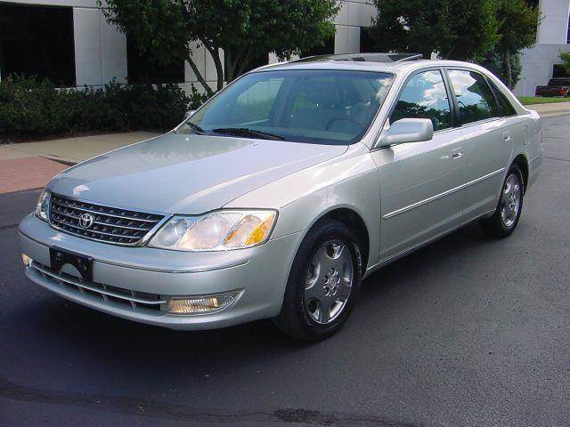 2003 Toyota Avalon for sale at Xpressway Motors in Springfield MO