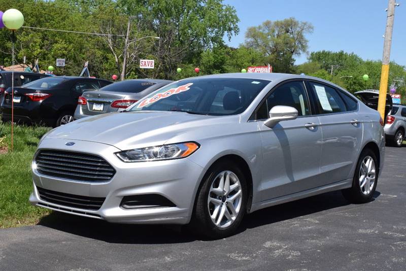 2016 Ford Fusion for sale at North American Credit Inc. in Waukegan IL