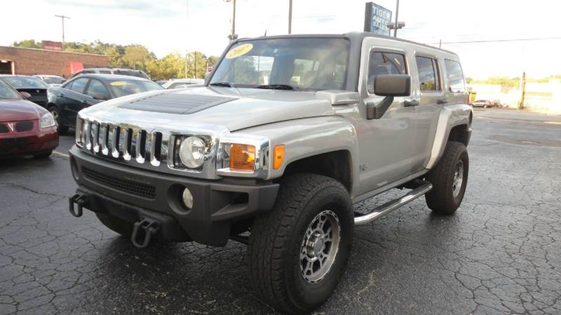 2007 HUMMER H3 for sale at TIGER AUTO SALES INC in Redford MI