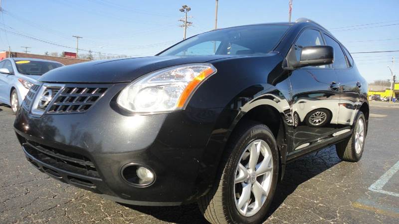 2008 Nissan Rogue for sale at TIGER AUTO SALES INC in Redford MI
