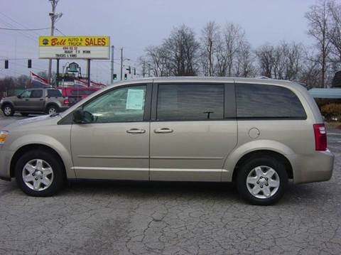 2009 Dodge Grand Caravan for sale at BELL AUTO & TRUCK SALES in Fort Wayne IN