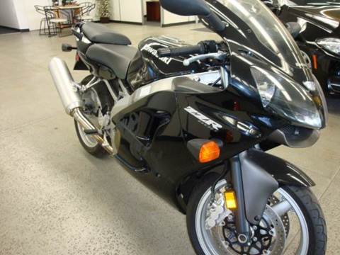 2007 Kawasaki ZZR600 for sale at AUTOSHOPPER PLACE INC in Buena Park CA